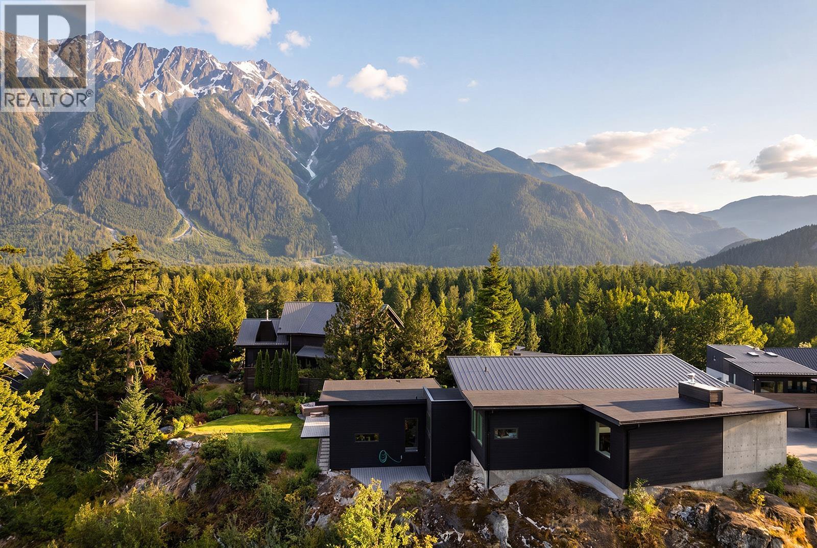 1764 Pinewood Drive, Pemberton, British Columbia  V0N 2L3 - Photo 36 - R3140523