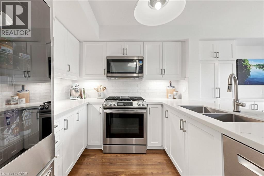 286 Hamilton Drive Unit# 1, Ancaster, Ontario  L9G 4W6 - Photo 11 - 40843343