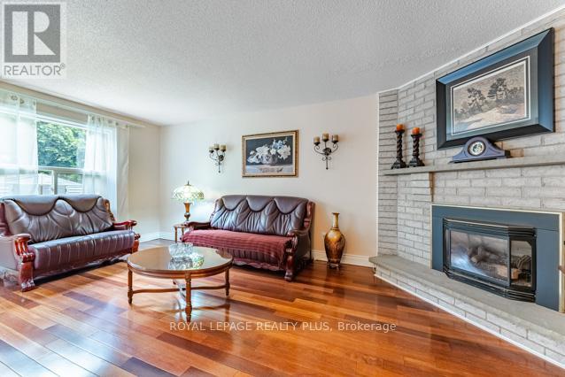 4622 Bismark Crescent, Mississauga, Ontario  L5R 1K2 - Photo 11 - W13496640