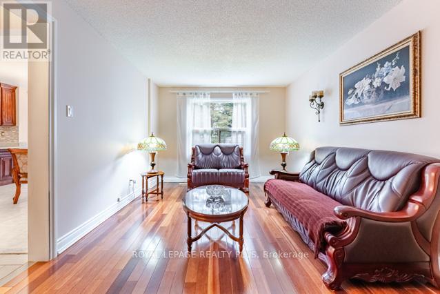 4622 Bismark Crescent, Mississauga, Ontario  L5R 1K2 - Photo 12 - W13496640