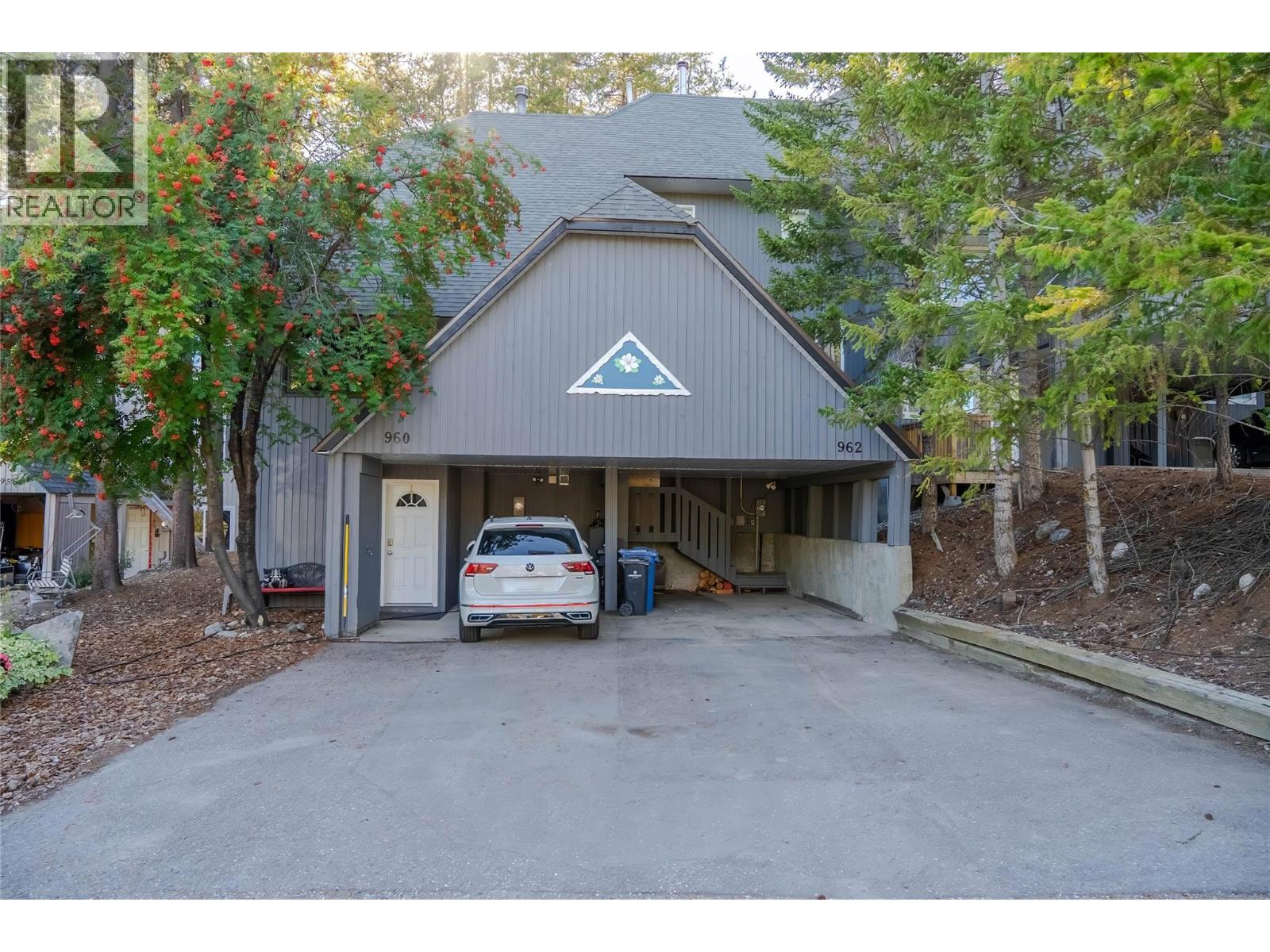 962 Dewdney Way, Kimberley, British Columbia V1A 3E9 - Photo 1 - 10392621