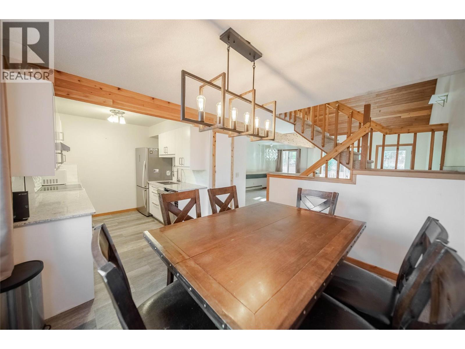 962 Dewdney Way, Kimberley, British Columbia V1A 3E9 - Photo 4 - 10392621