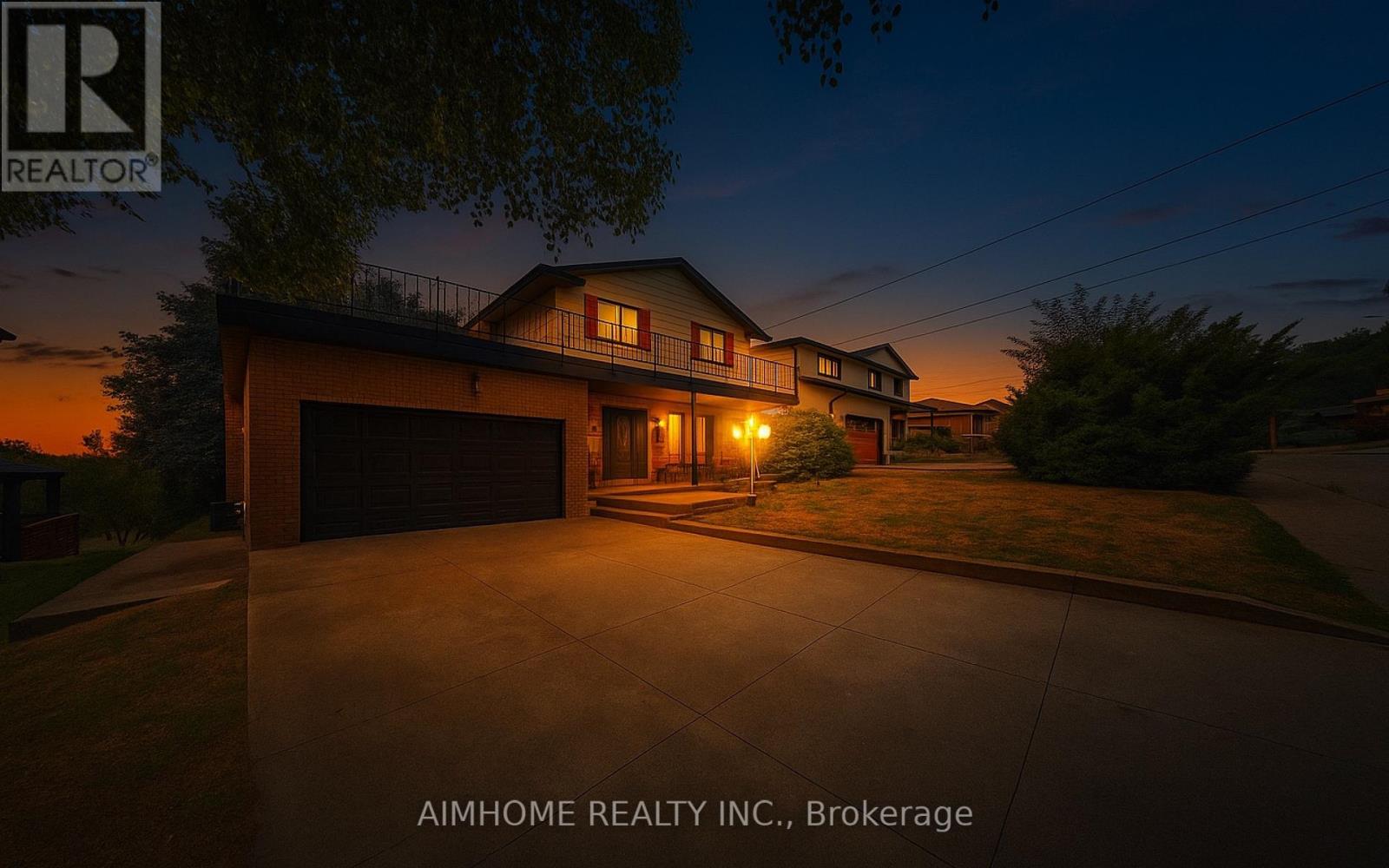 23 HILDEGARD DRIVE, Hamilton, Ontario