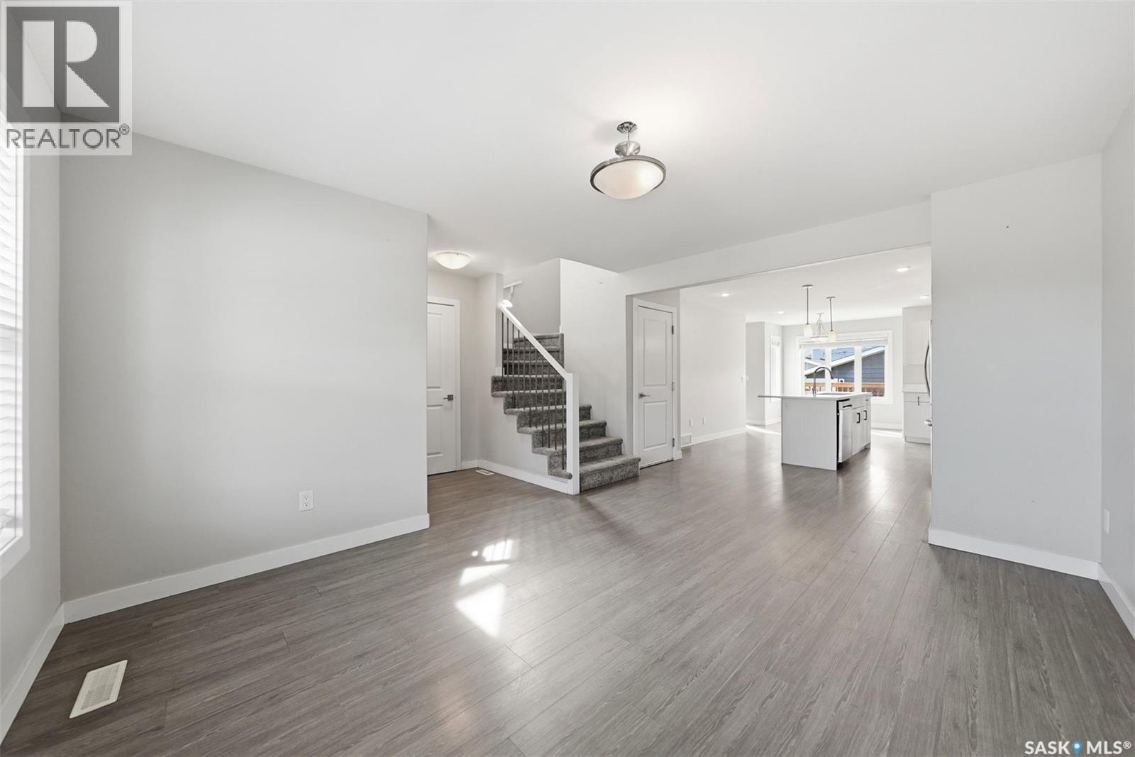 139 Stilling Mews, Saskatoon, Saskatchewan  S7V 0P4 - Photo 11 - SK040882