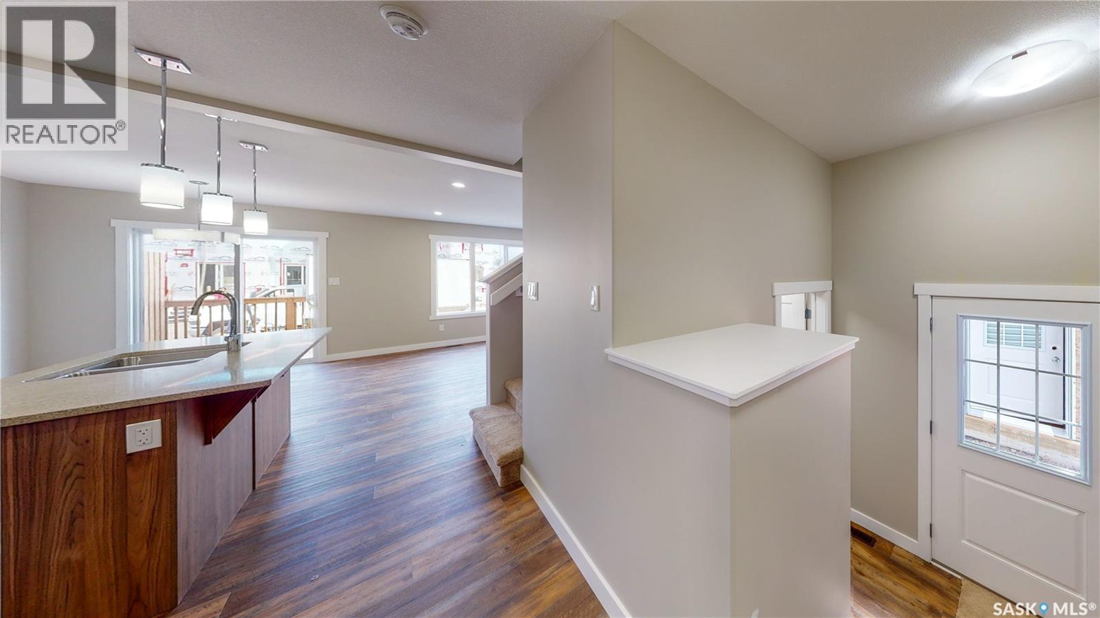 4804 Ferndale Crescent, Regina, Saskatchewan  S4V 4A5 - Photo 4 - SK040881