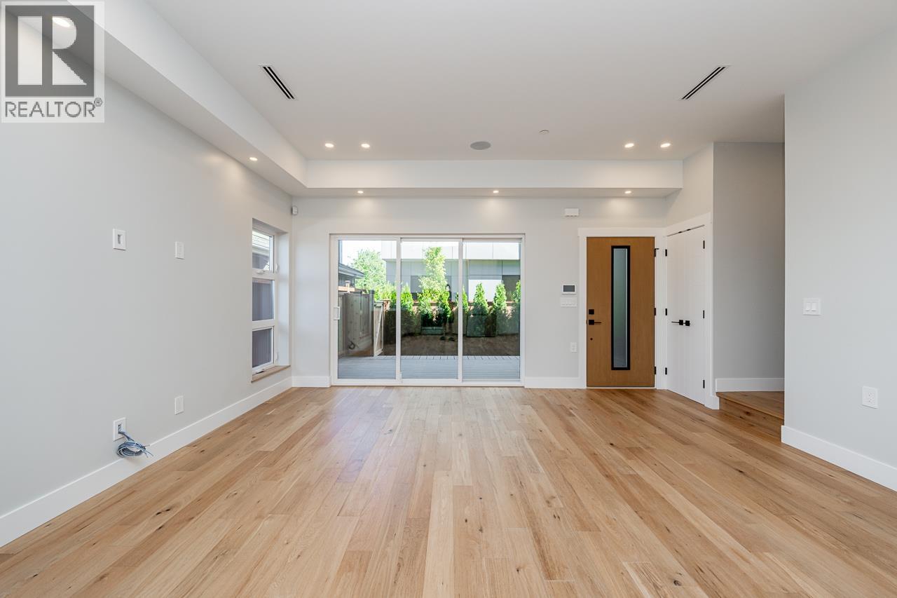 2 678 E 22nd Avenue, Vancouver, British Columbia  V5V 1V4 - Photo 26 - R3140441