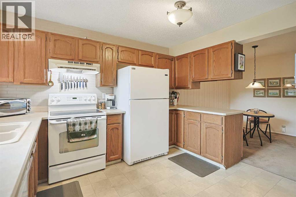 121, 1190 Ranchview Road Nw, Calgary, Alberta  T3G 1Y2 - Photo 3 - A2322058