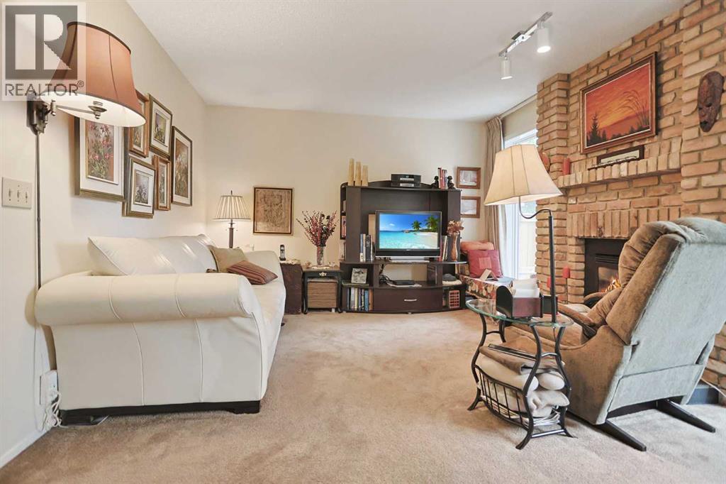 121, 1190 Ranchview Road Nw, Calgary, Alberta  T3G 1Y2 - Photo 2 - A2322058