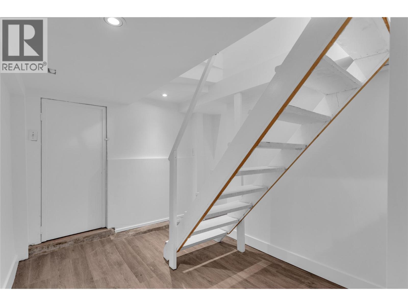 756 Stockwell Avenue, Kelowna, British Columbia  V1Y 6V9 - Photo 47 - 10392453