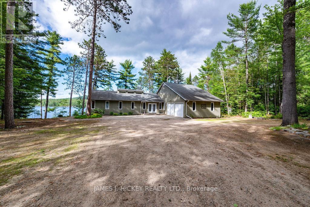 35732b Hwy 17 West Highway W, Laurentian Hills, Ontario  K0J 1P0 - Photo 2 - X13496676