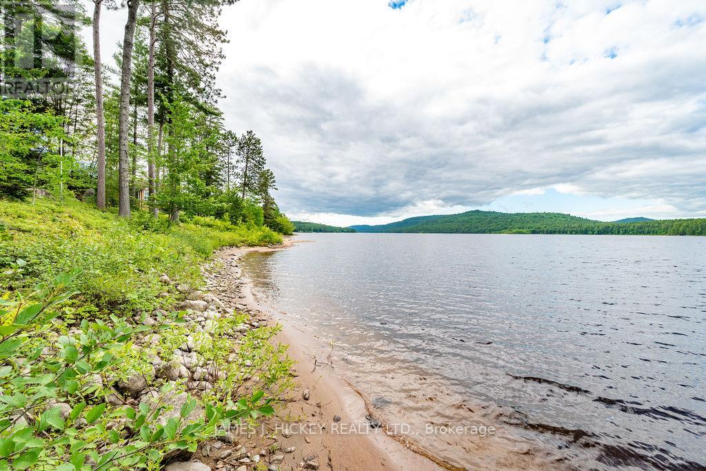 35732b Hwy 17 West Highway W, Laurentian Hills, Ontario  K0J 1P0 - Photo 34 - X13496676