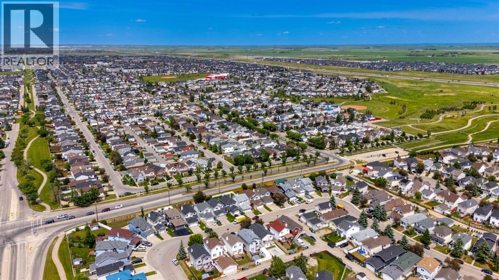 131 Coral Springs Circle Ne, Calgary, Alberta  T3J 3P5 - Photo 4 - A2324861