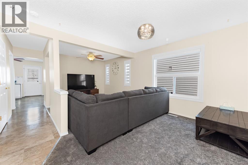 131 Coral Springs Circle Ne, Calgary, Alberta  T3J 3P5 - Photo 8 - A2324861