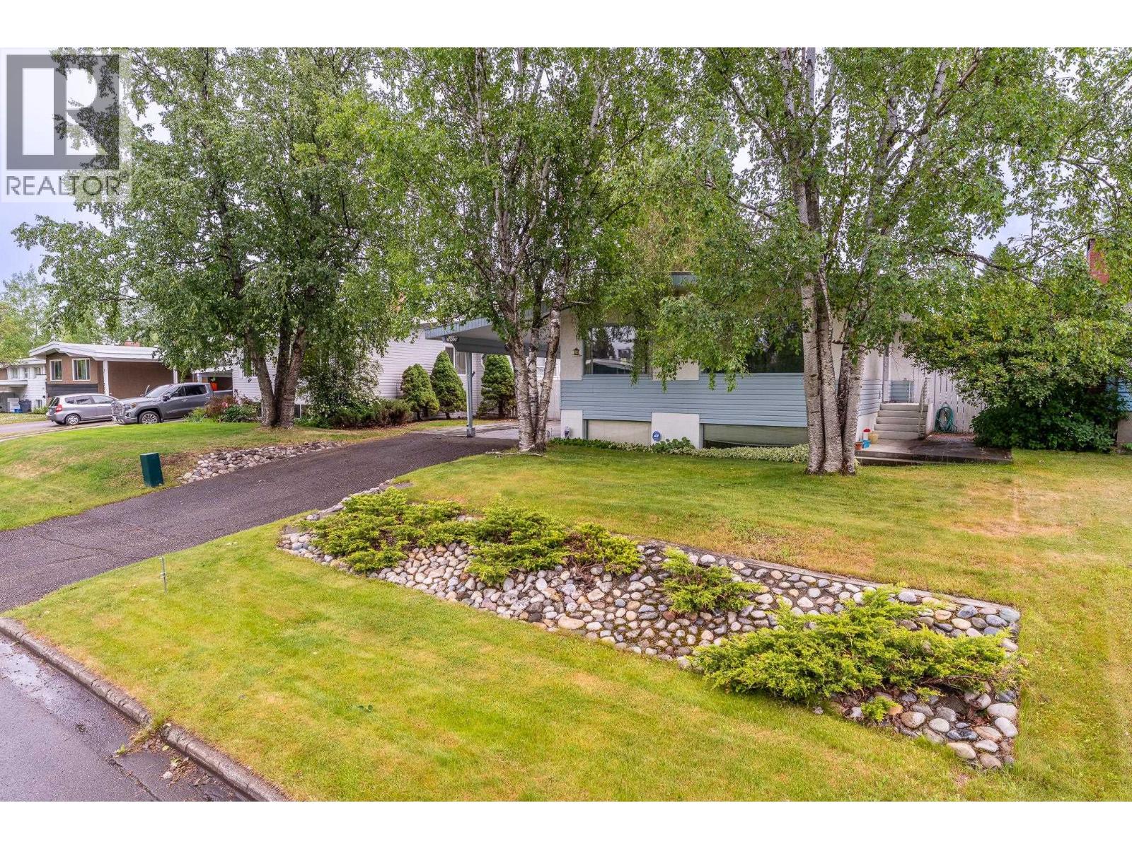 820 Stuart Drive, Prince George, British Columbia  V2M 3T5 - Photo 3 - R3140464
