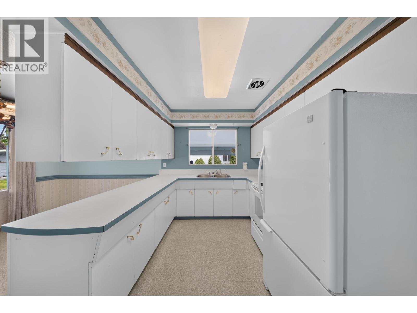 820 Stuart Drive, Prince George, British Columbia  V2M 3T5 - Photo 4 - R3140464