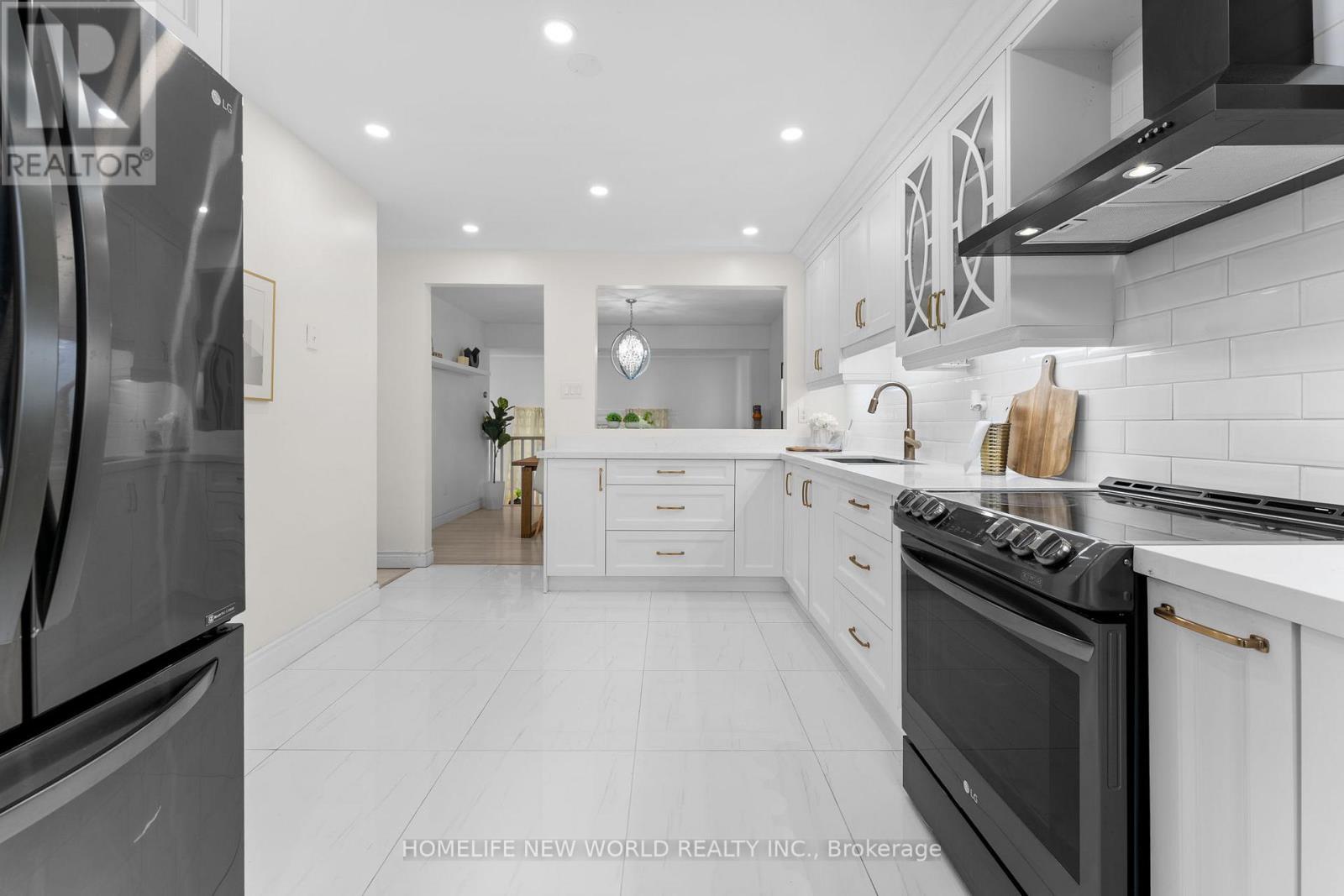 87 Song Meadoway, Toronto, Ontario  M2H 2T9 - Photo 16 - C13496678