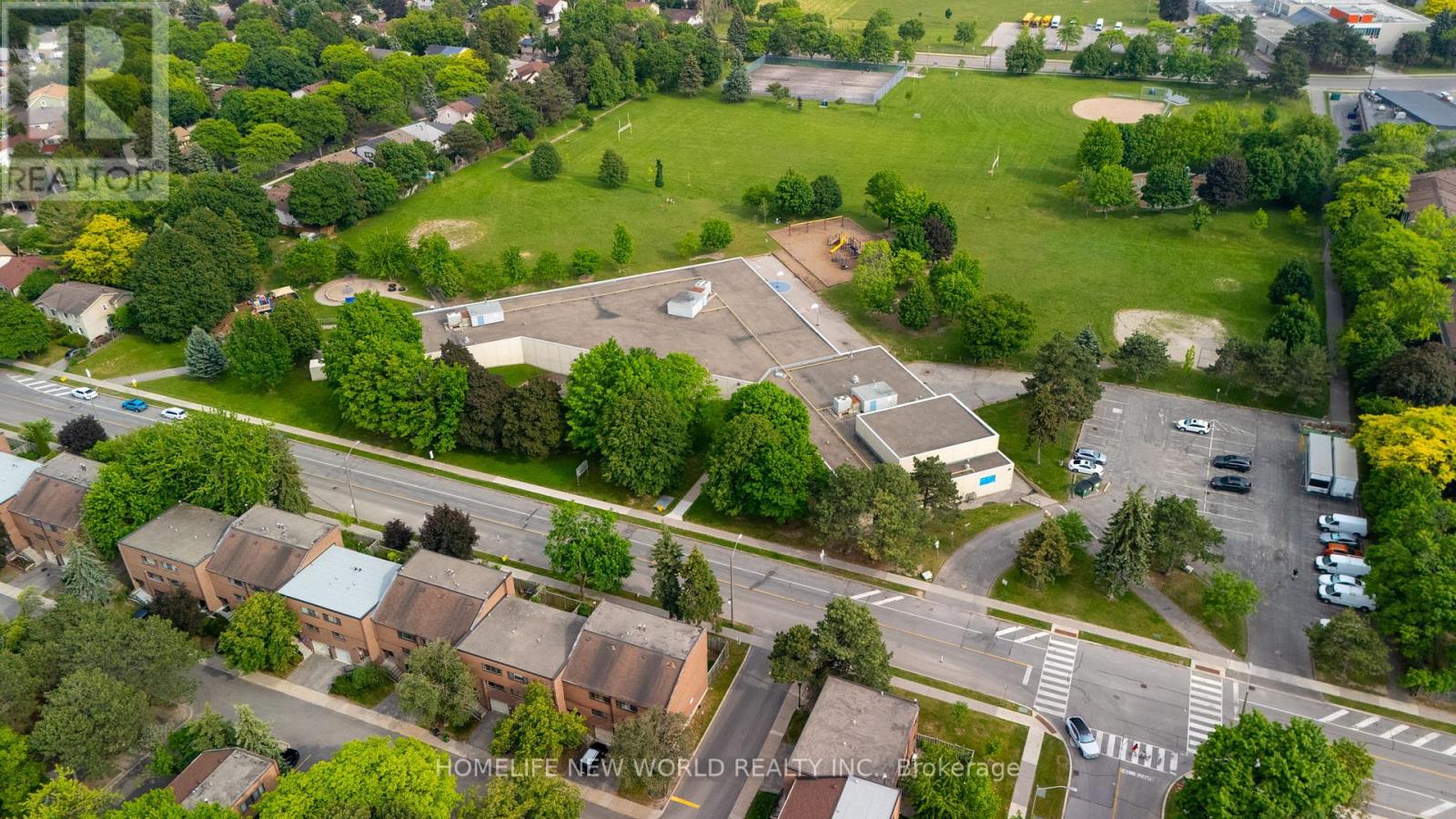 87 Song Meadoway, Toronto, Ontario  M2H 2T9 - Photo 49 - C13496678