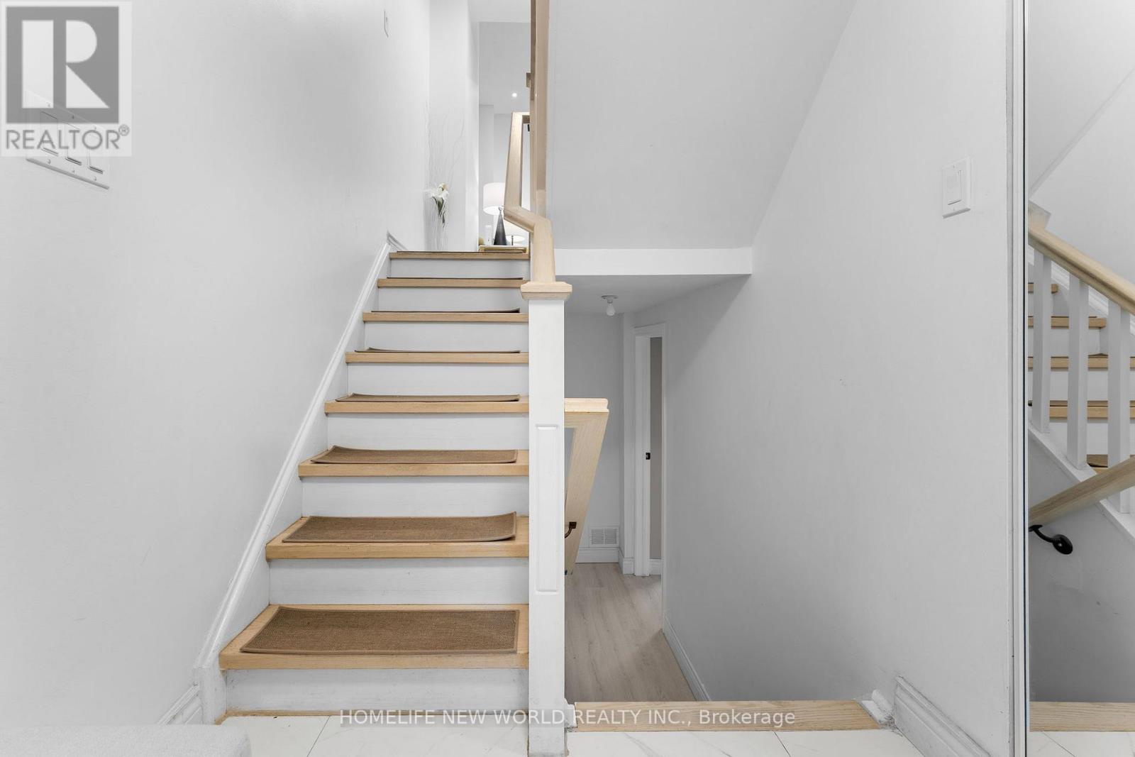 87 Song Meadoway, Toronto, Ontario  M2H 2T9 - Photo 5 - C13496678