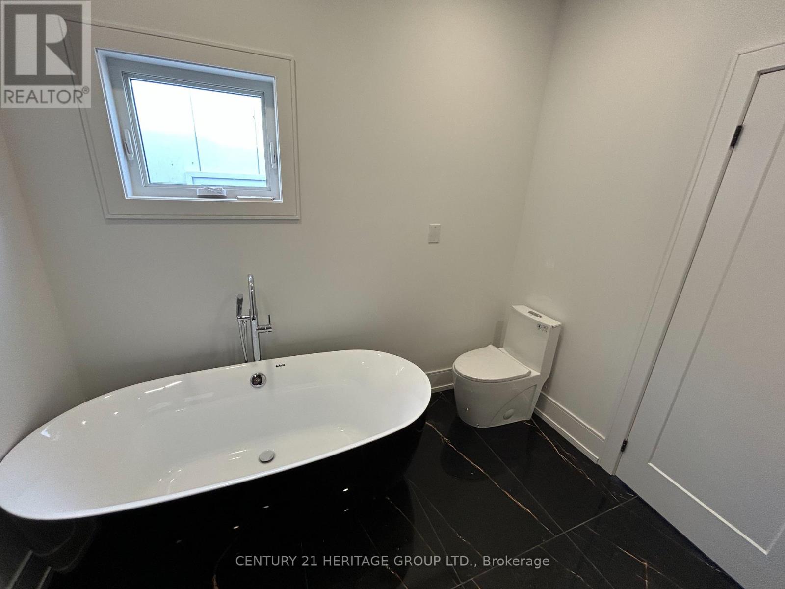 3716 Quayside Drive, Severn, Ontario  L3V 8M9 - Photo 15 - S13223028