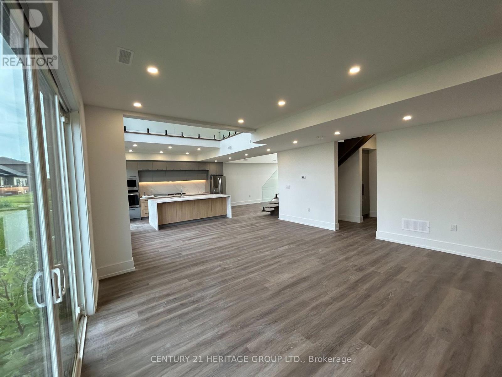 3716 Quayside Drive, Severn, Ontario  L3V 8M9 - Photo 8 - S13223028