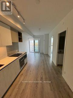 912 - 1000 Portage Parkway, Vaughan, Ontario  L4K 0L1 - Photo 3 - N13496684