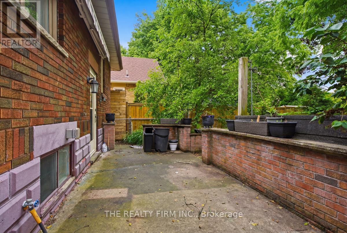 97 Springbank Drive, London South, Ontario  N6J 1E5 - Photo 37 - X13496636
