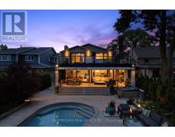 102 CUMBERLAND DRIVE, Mississauga, Ontario