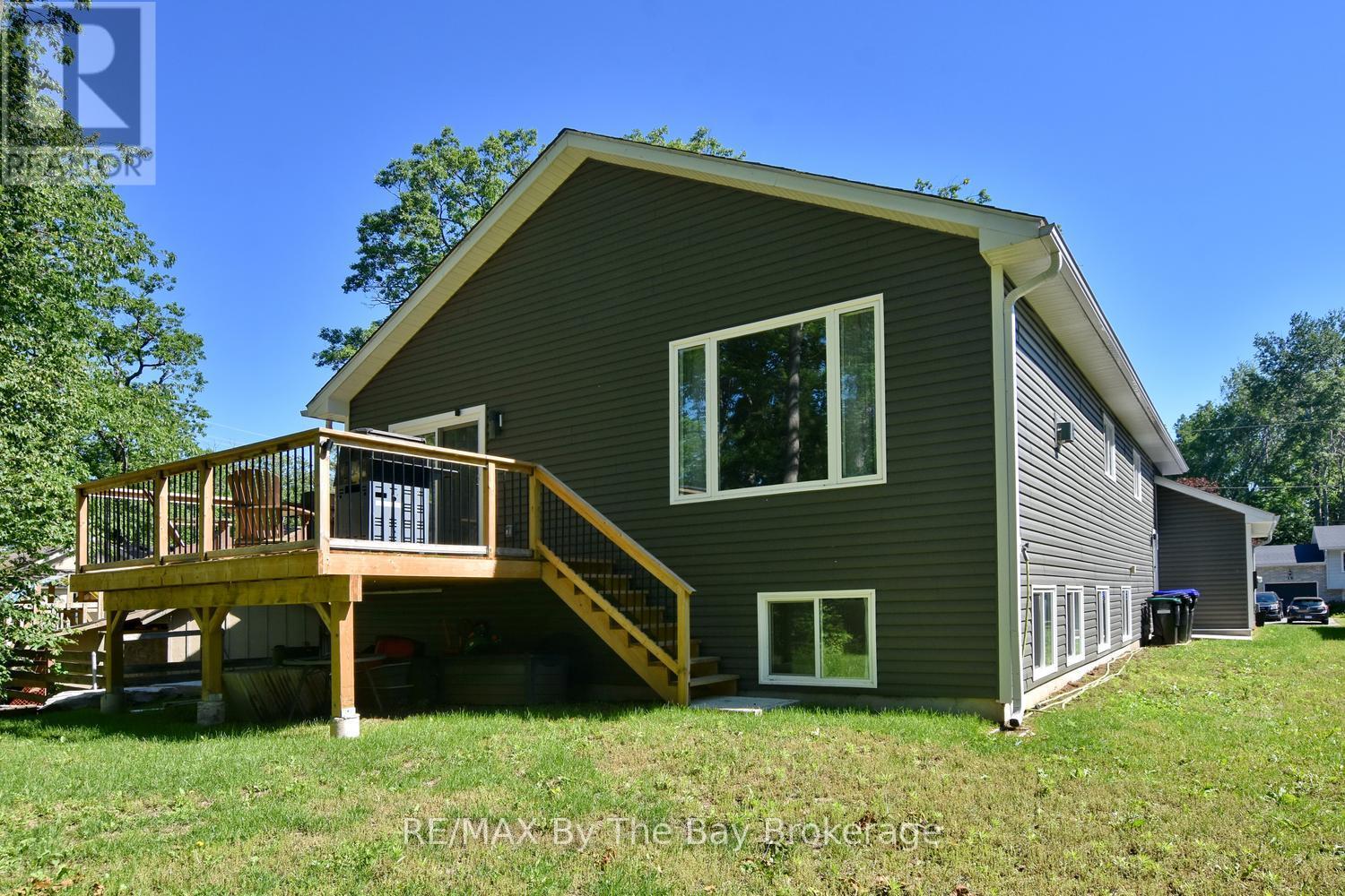 16 Caribbean Drive, Wasaga Beach, Ontario  L9Z 2W3 - Photo 43 - S12911916