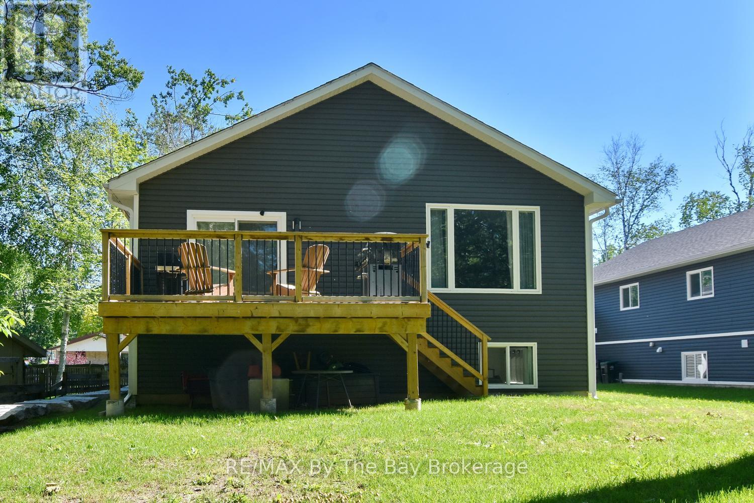 16 Caribbean Drive, Wasaga Beach, Ontario  L9Z 2W3 - Photo 44 - S12911916