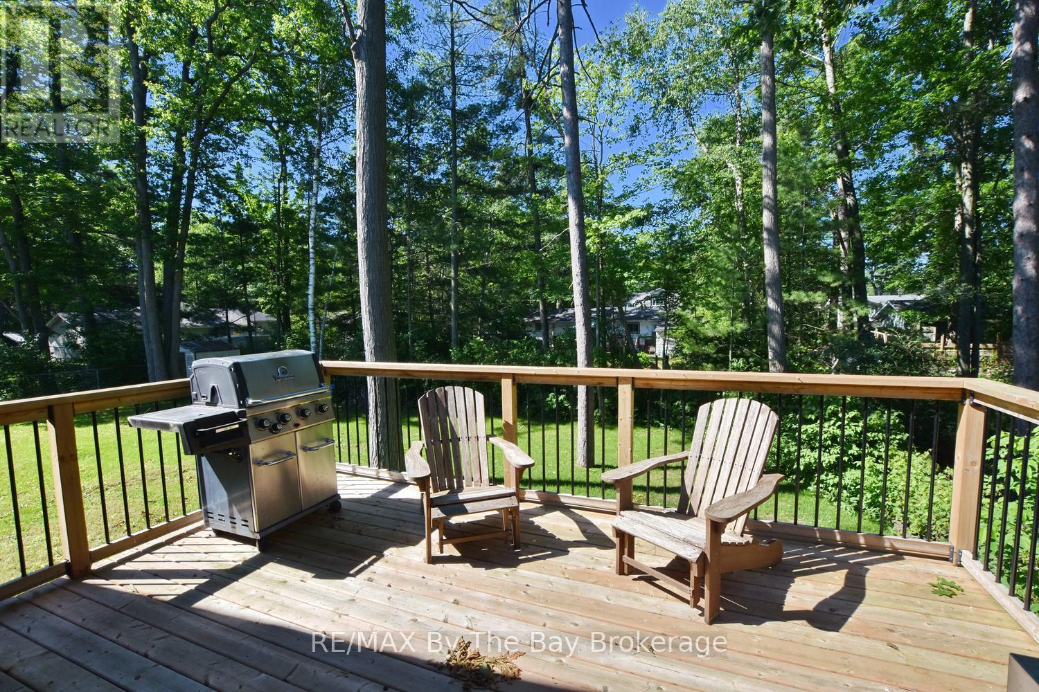16 Caribbean Drive, Wasaga Beach, Ontario  L9Z 2W3 - Photo 48 - S12911916