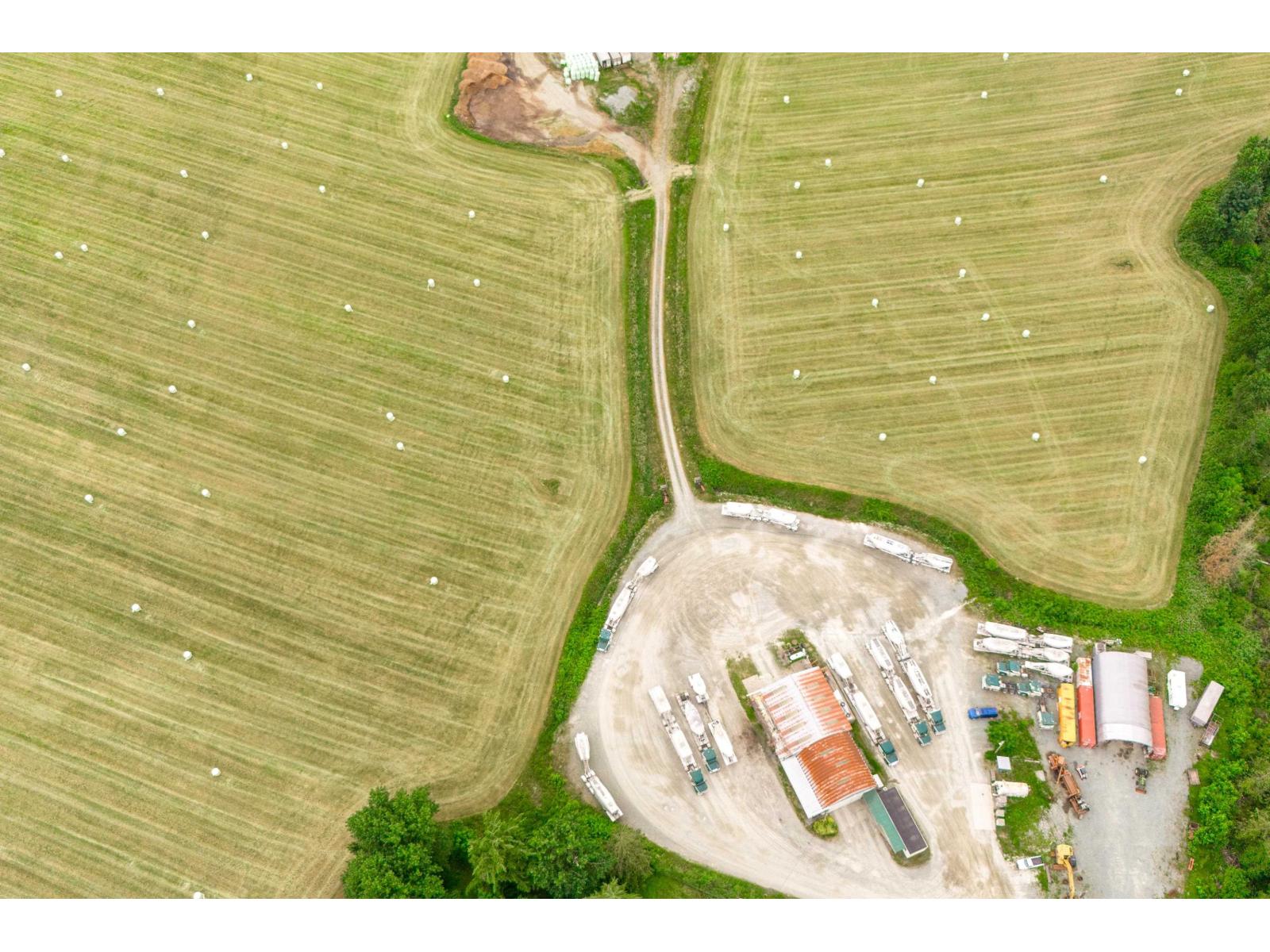 28310 Huntingdon Road, Abbotsford, British Columbia  V4X 1A3 - Photo 18 - R3140515