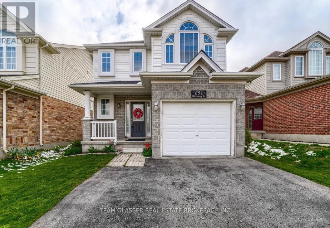 691 OAKCROSSING ROAD, London North, Ontario
