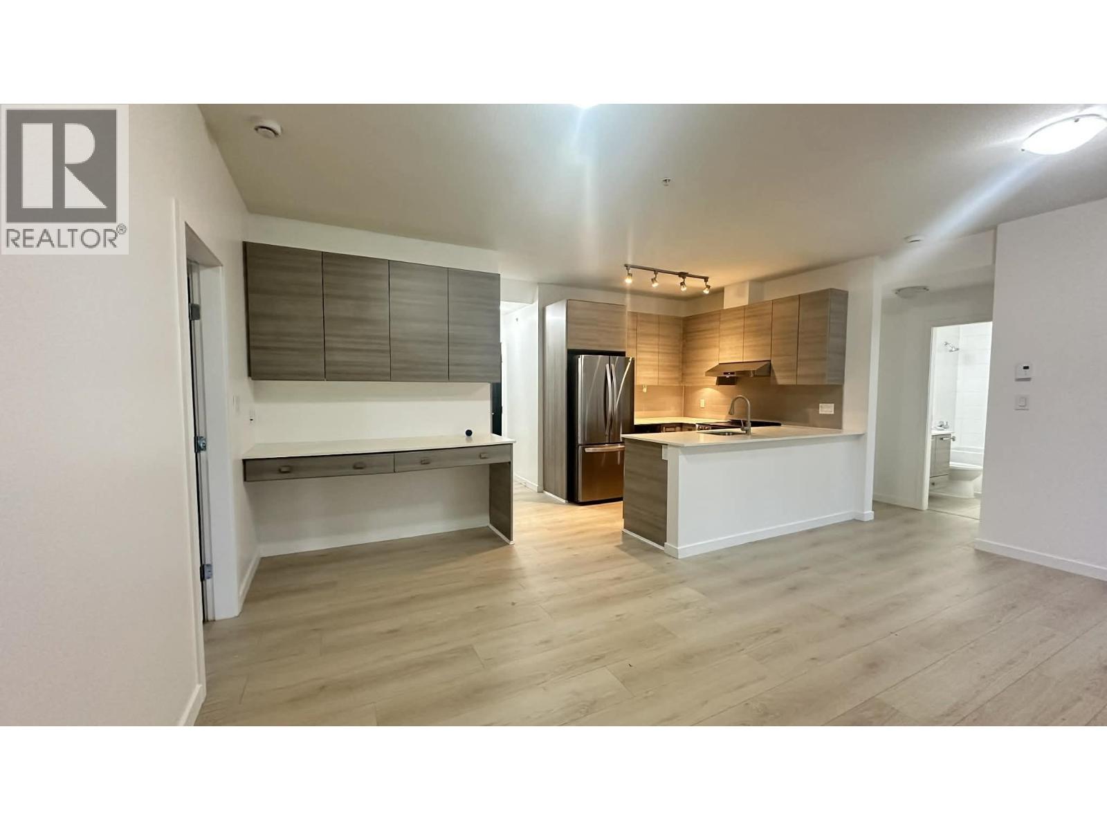 32 6965 Hastings Street, Burnaby, British Columbia  V5B 1S9 - Photo 4 - R3136596