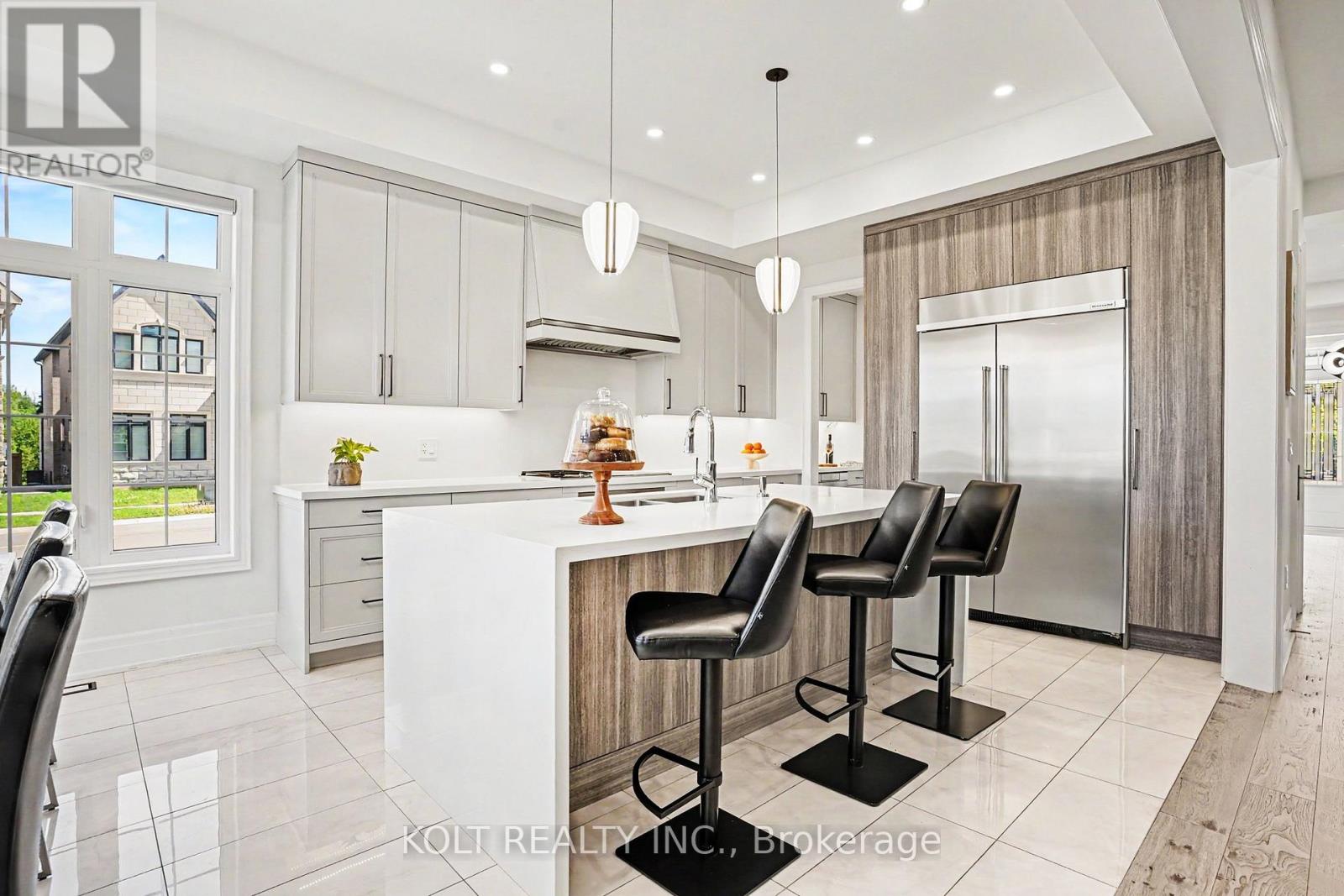 2293 Charles Cornwall Avenue, Oakville, Ontario  L6M 5M6 - Photo 12 - W13411678