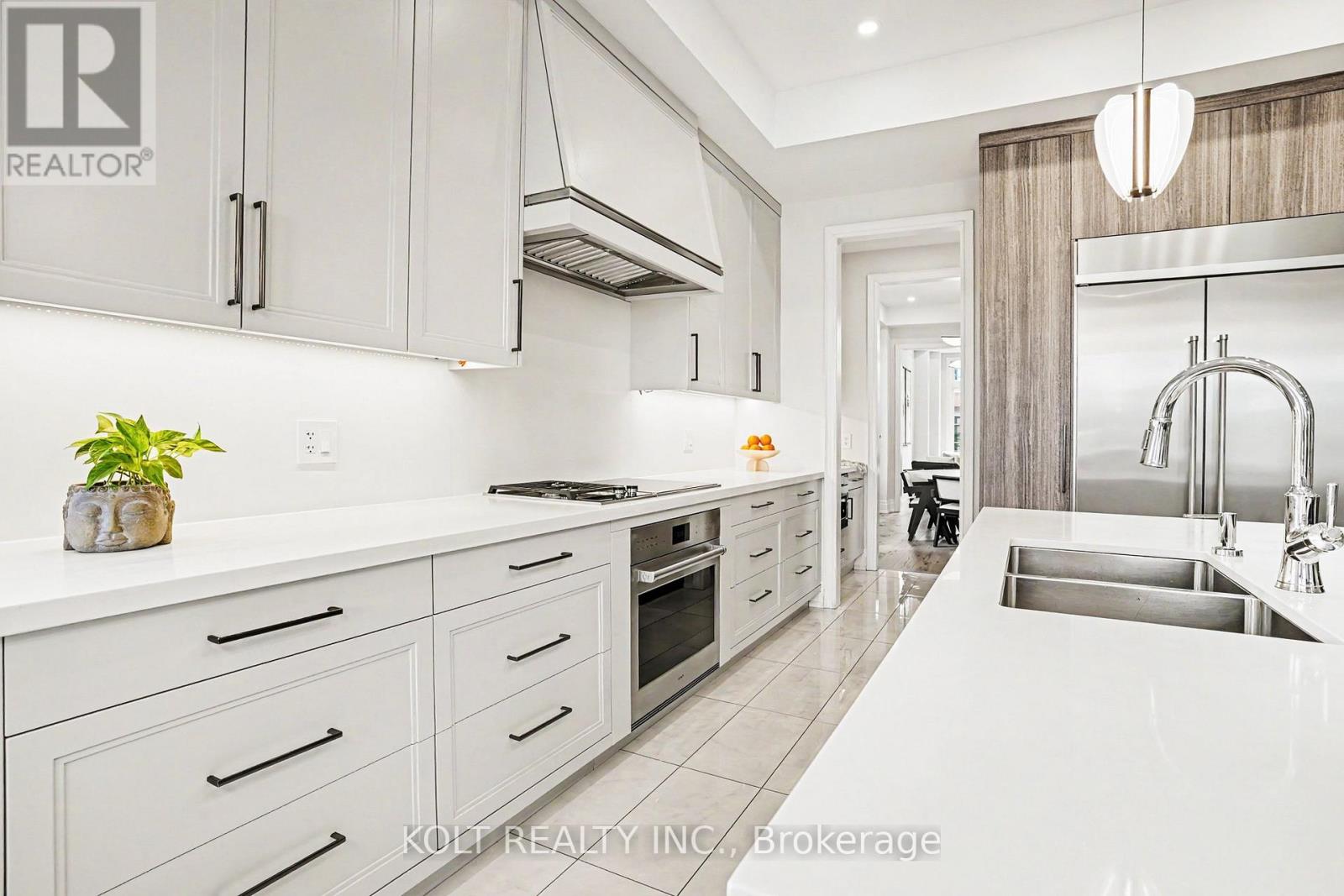 2293 Charles Cornwall Avenue, Oakville, Ontario  L6M 5M6 - Photo 13 - W13411678