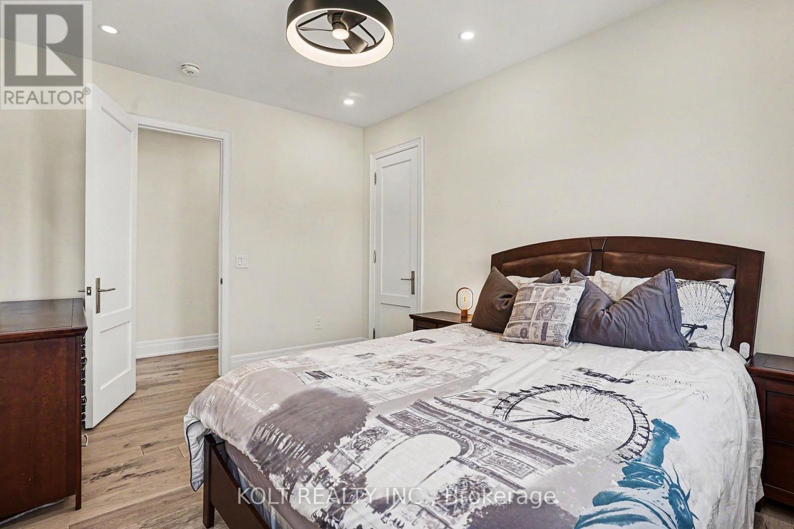 2293 Charles Cornwall Avenue, Oakville, Ontario  L6M 5M6 - Photo 27 - W13411678