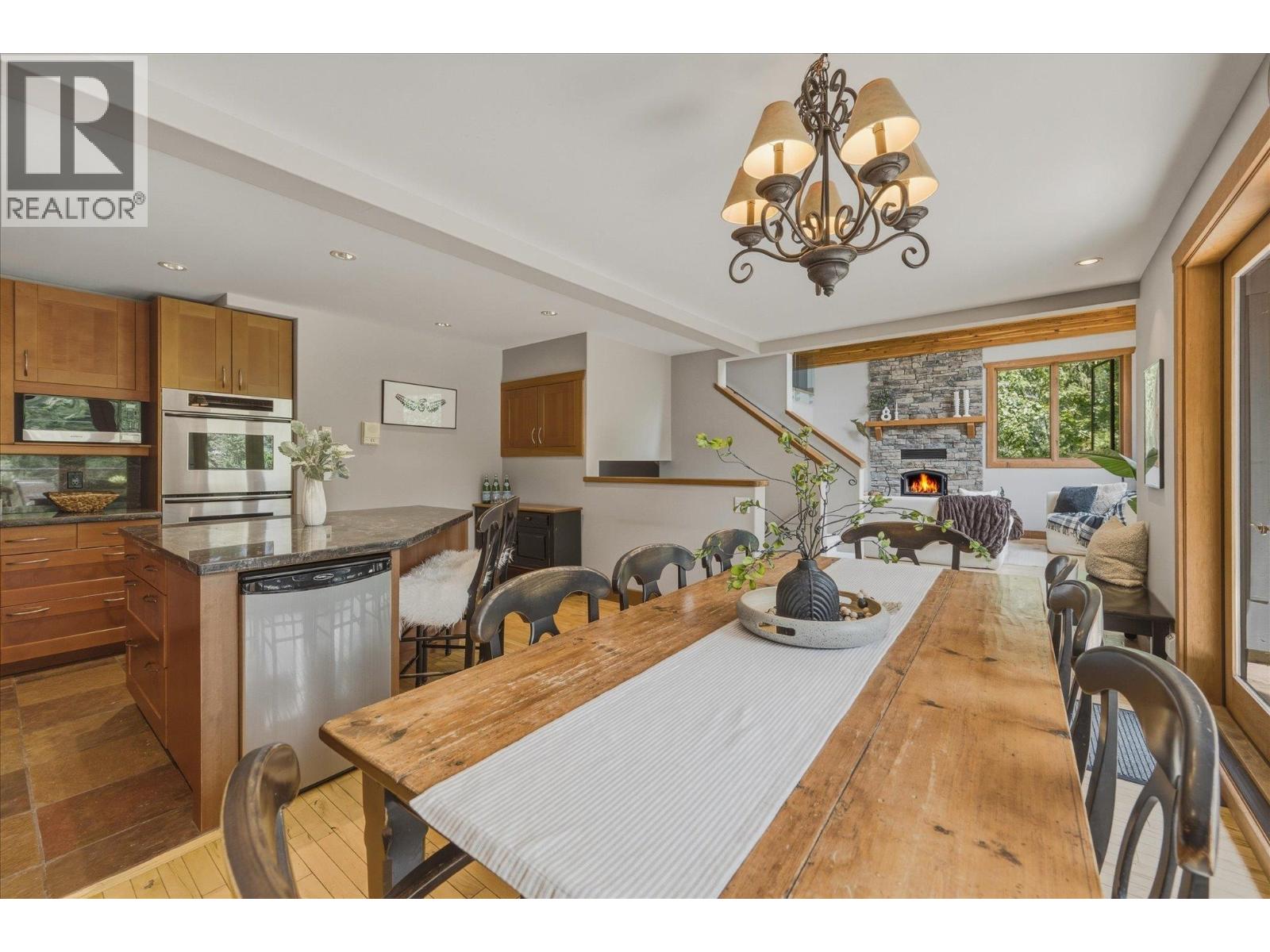 8633 Forest Ridge Drive, Whistler, British Columbia  V8E 0G1 - Photo 11 - R3140561