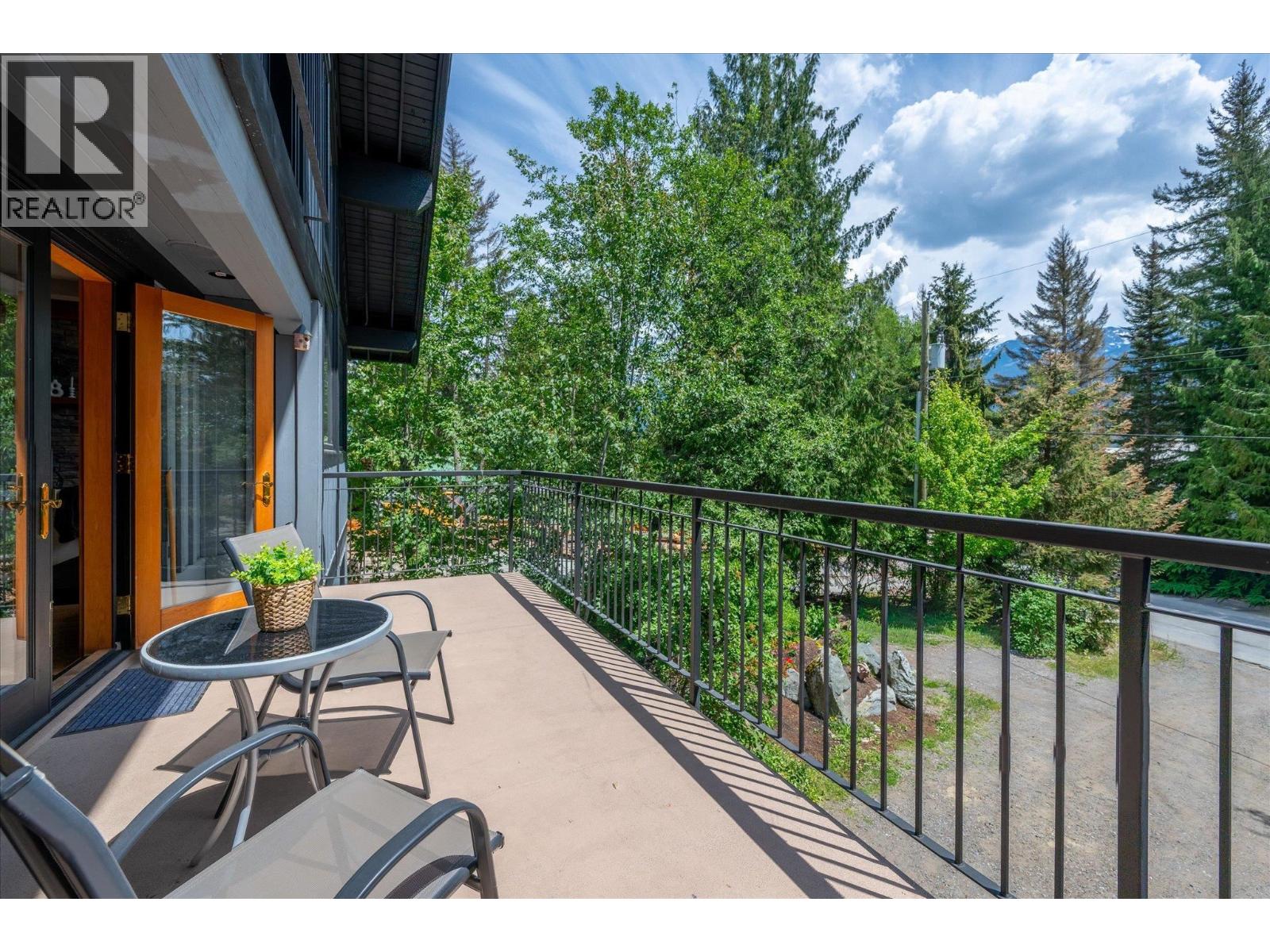 8633 Forest Ridge Drive, Whistler, British Columbia  V8E 0G1 - Photo 12 - R3140561