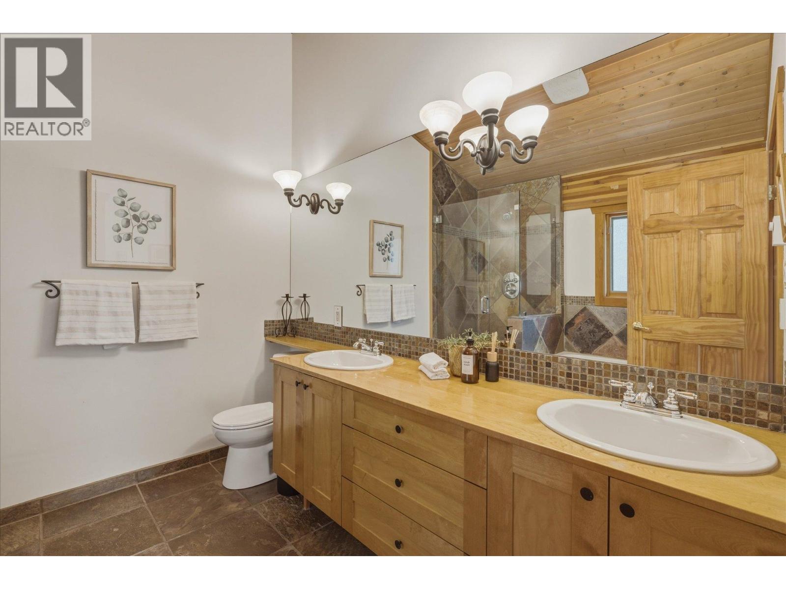 8633 Forest Ridge Drive, Whistler, British Columbia  V8E 0G1 - Photo 20 - R3140561