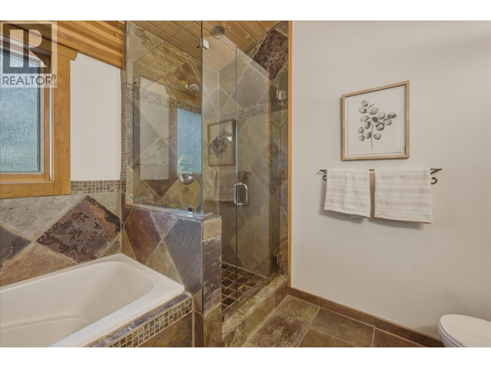8633 Forest Ridge Drive, Whistler, British Columbia  V8E 0G1 - Photo 21 - R3140561