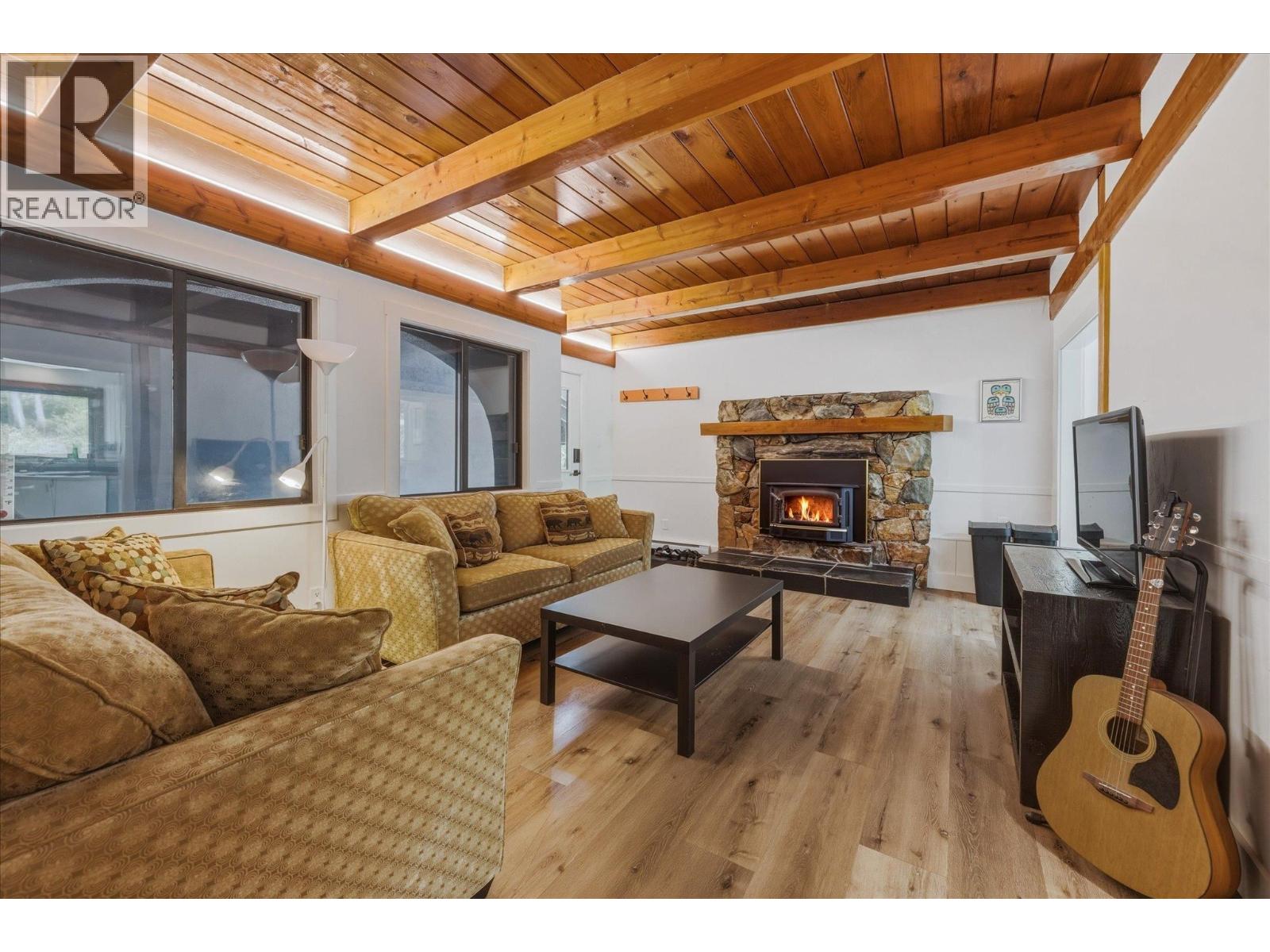 8633 Forest Ridge Drive, Whistler, British Columbia  V8E 0G1 - Photo 29 - R3140561