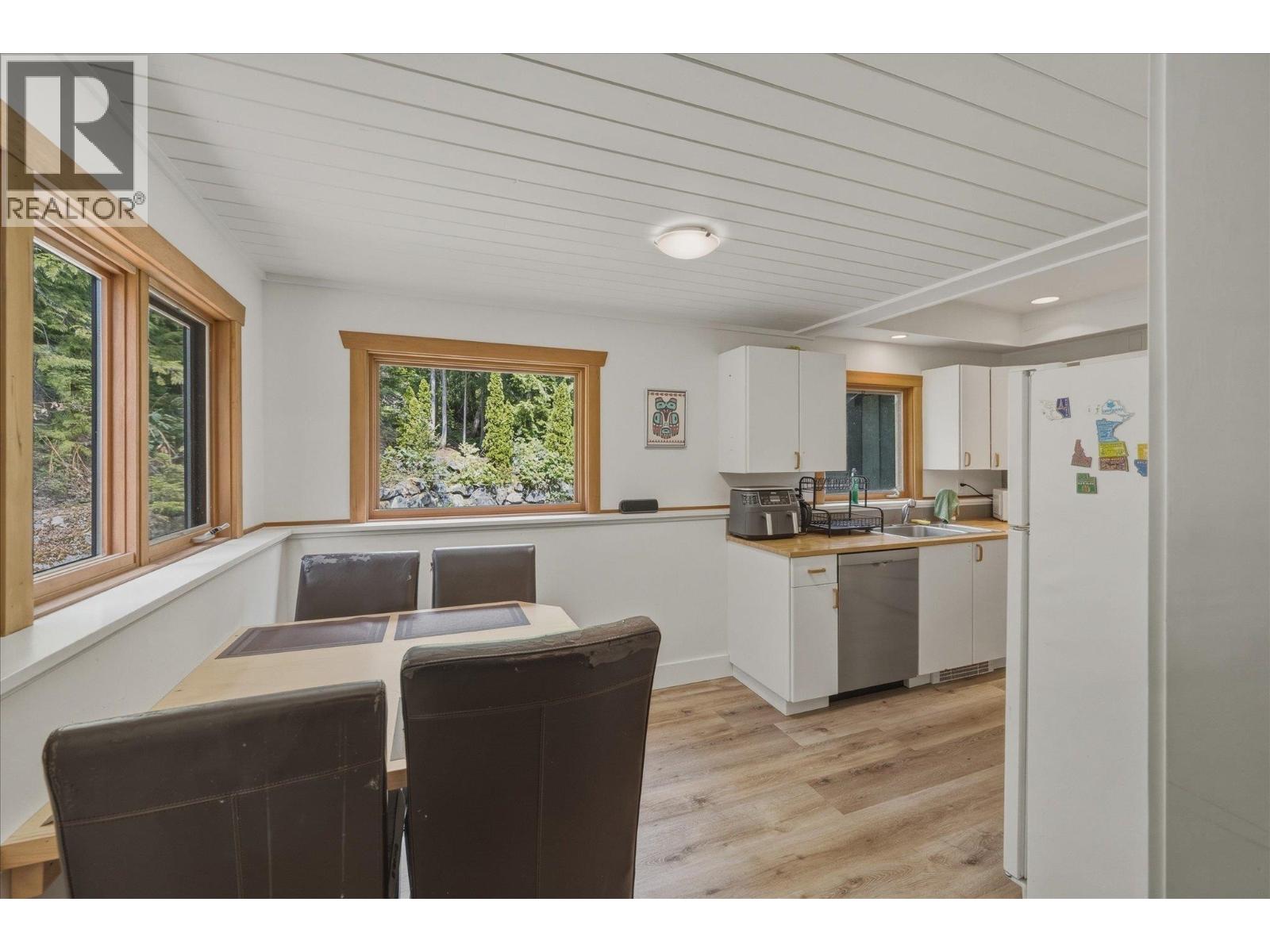 8633 Forest Ridge Drive, Whistler, British Columbia  V8E 0G1 - Photo 30 - R3140561