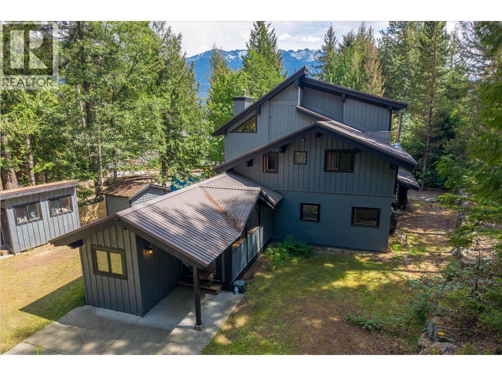 8633 Forest Ridge Drive, Whistler, British Columbia  V8E 0G1 - Photo 38 - R3140561