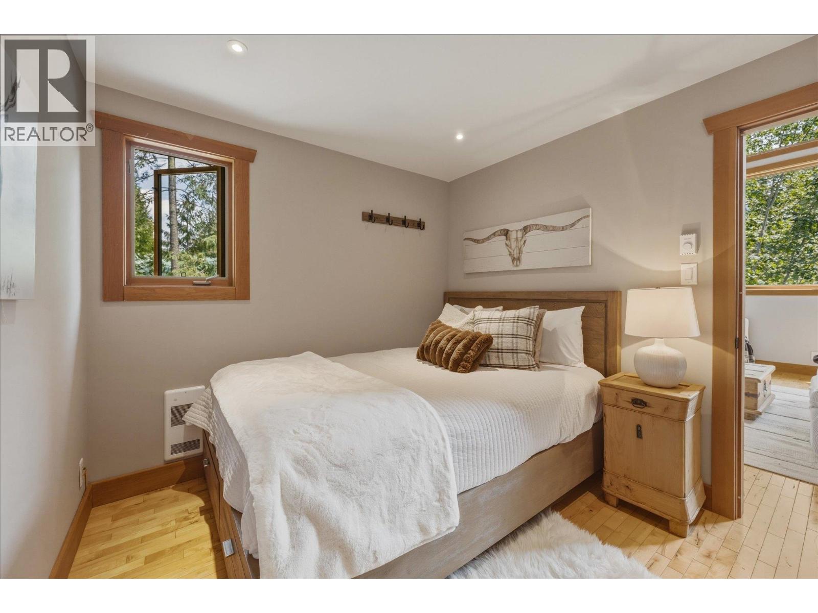 8633 Forest Ridge Drive, Whistler, British Columbia  V8E 0G1 - Photo 5 - R3140561