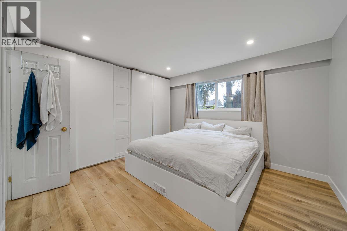 2280 King Albert Avenue, Coquitlam, British Columbia  V3J 1Z5 - Photo 10 - R3140569