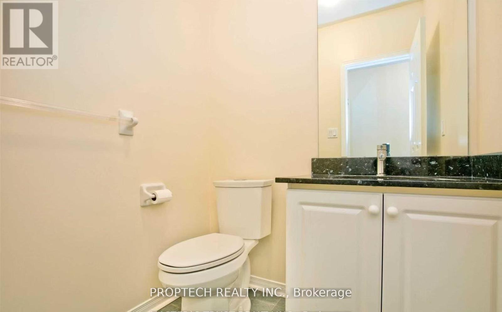 23 Baltic Street, Richmond Hill, Ontario  L4B 4H8 - Photo 18 - N13496756