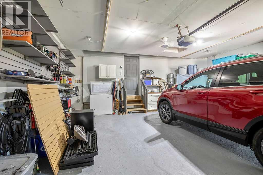66 Mt Gibraltar Heights SE, Calgary, Alberta  T2Z 3R3 - Photo 27 - A2324431