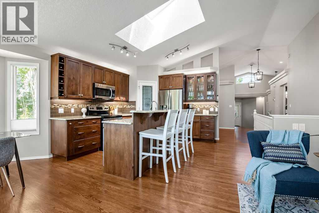 66 Mt Gibraltar Heights SE, Calgary, Alberta  T2Z 3R3 - Photo 8 - A2324431
