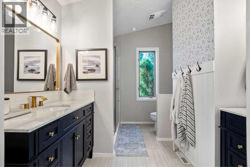 66 Mt Gibraltar Heights SE, Calgary, Alberta  T2Z 3R3 - Photo 16 - A2324431