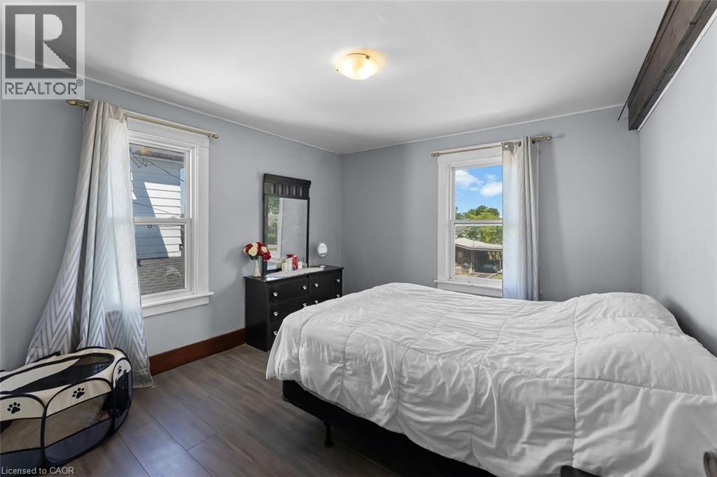 221 Bowen Road, Fort Erie, Ontario  L2A 2Y6 - Photo 18 - 40843098